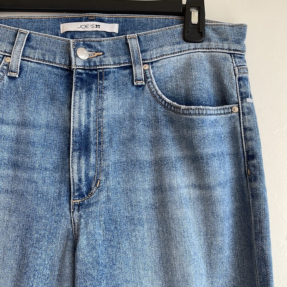 NWT Joe's Jeans. High Rise Skinny Ankle. 31